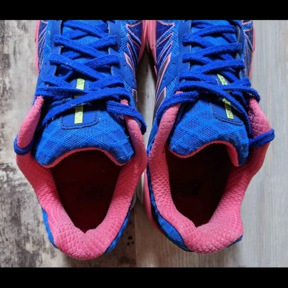 New Balance Barringer Women's Running Shoes - Sz 7.5 - Picture 3 of 4